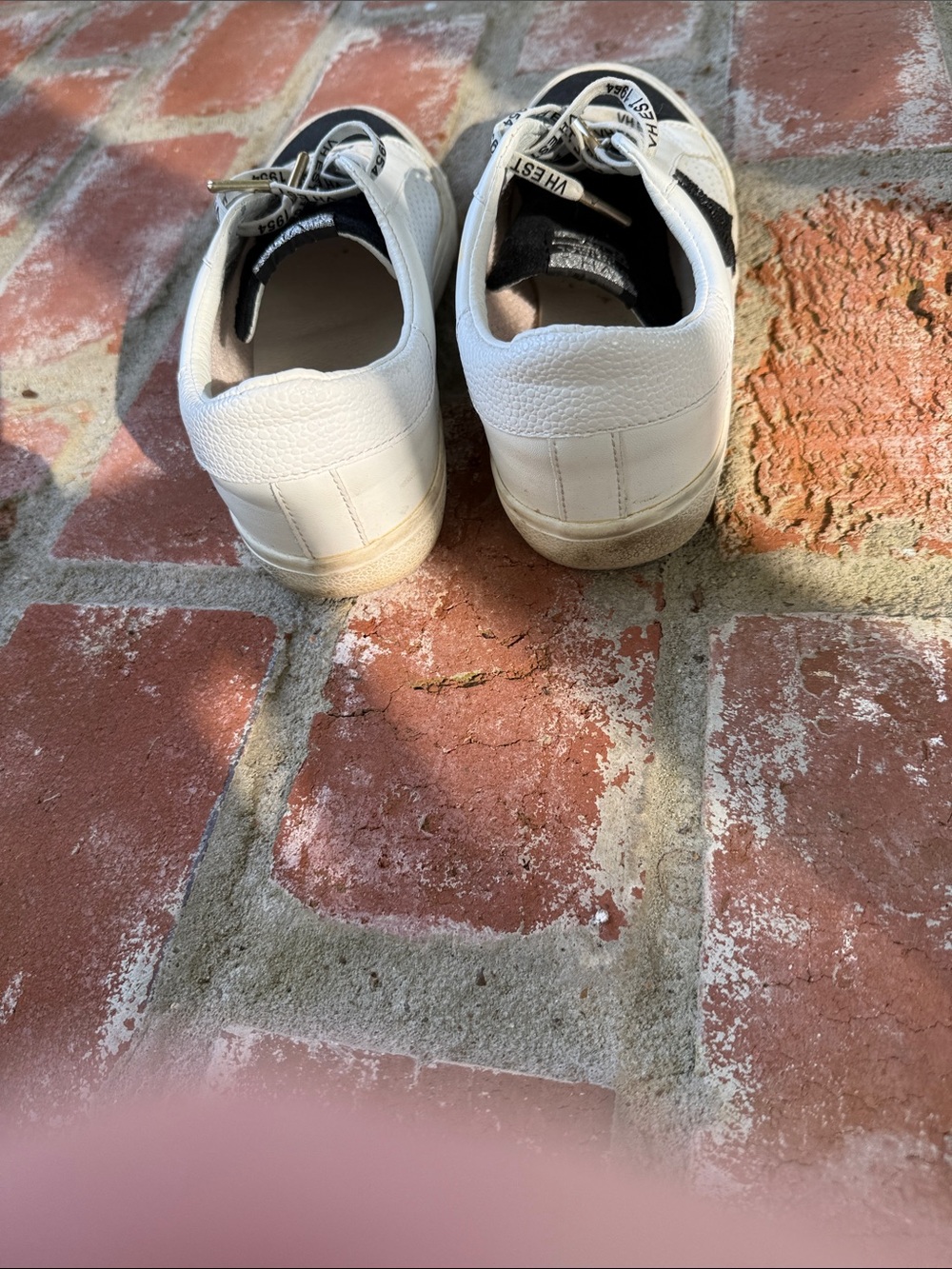 Vintage Havana White and Black Low-Top Sneakers - Picture 2 of 4